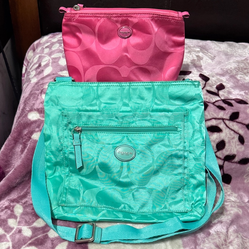 Coach Getaway teal & Signature Nylon cosmetic pouch
